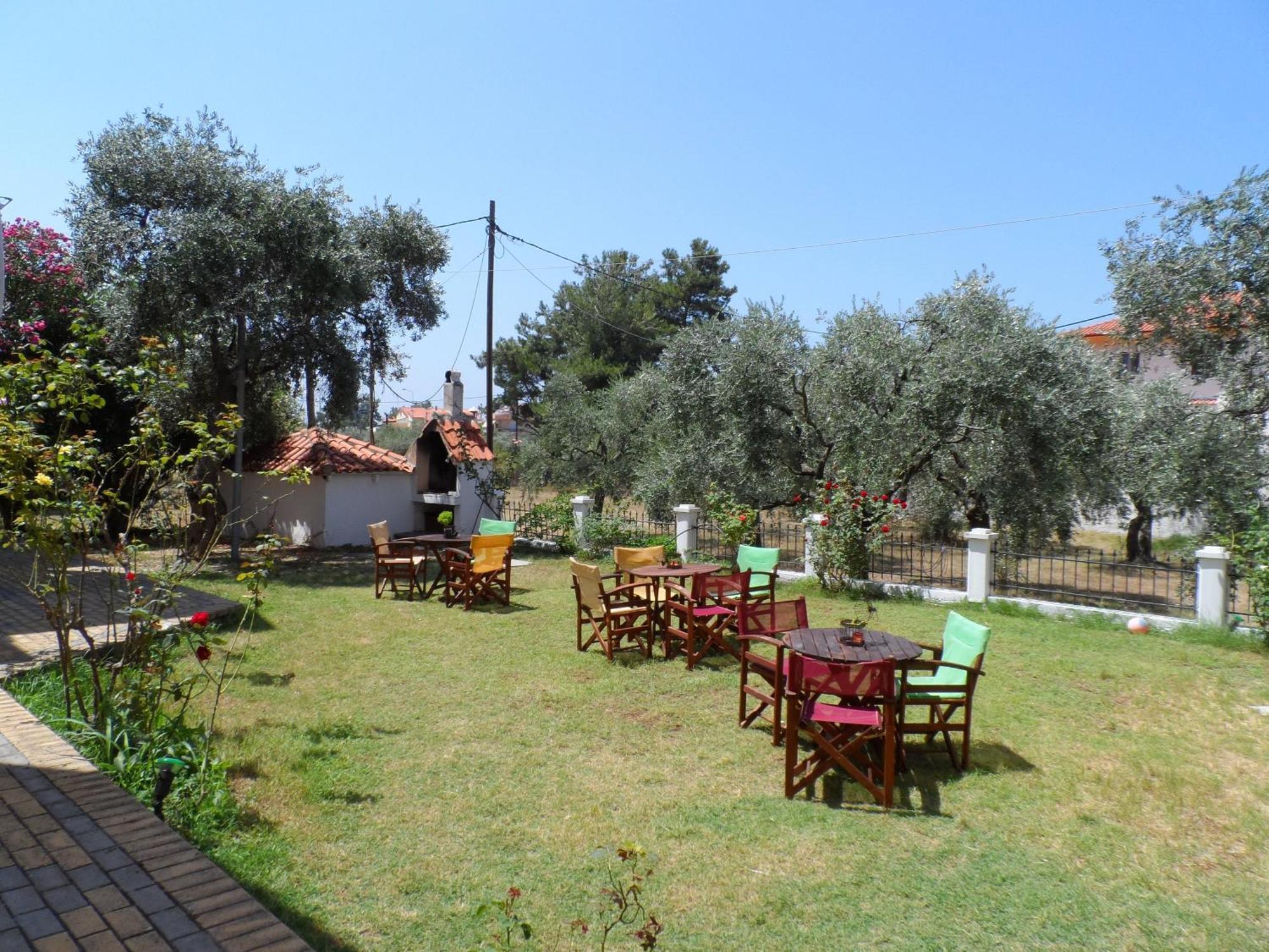 Aparthotel Amarilia Skala Rachoni  Esterno foto