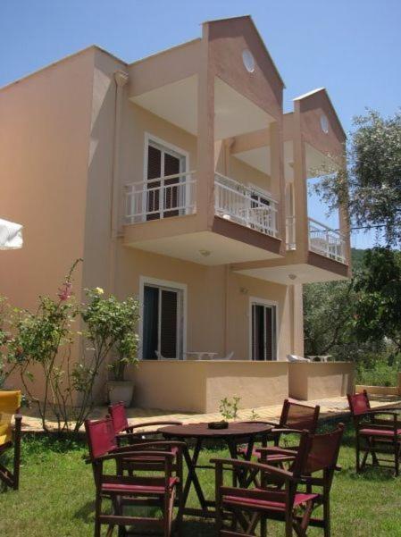 Aparthotel Amarilia Skala Rachoni  Esterno foto